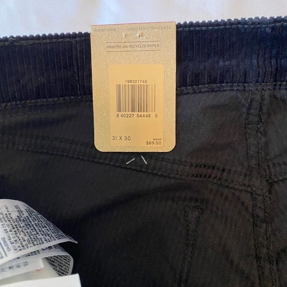 NWT Levi’s 315 Shaping Bootcut-Black Corduroy- 31x30‎
